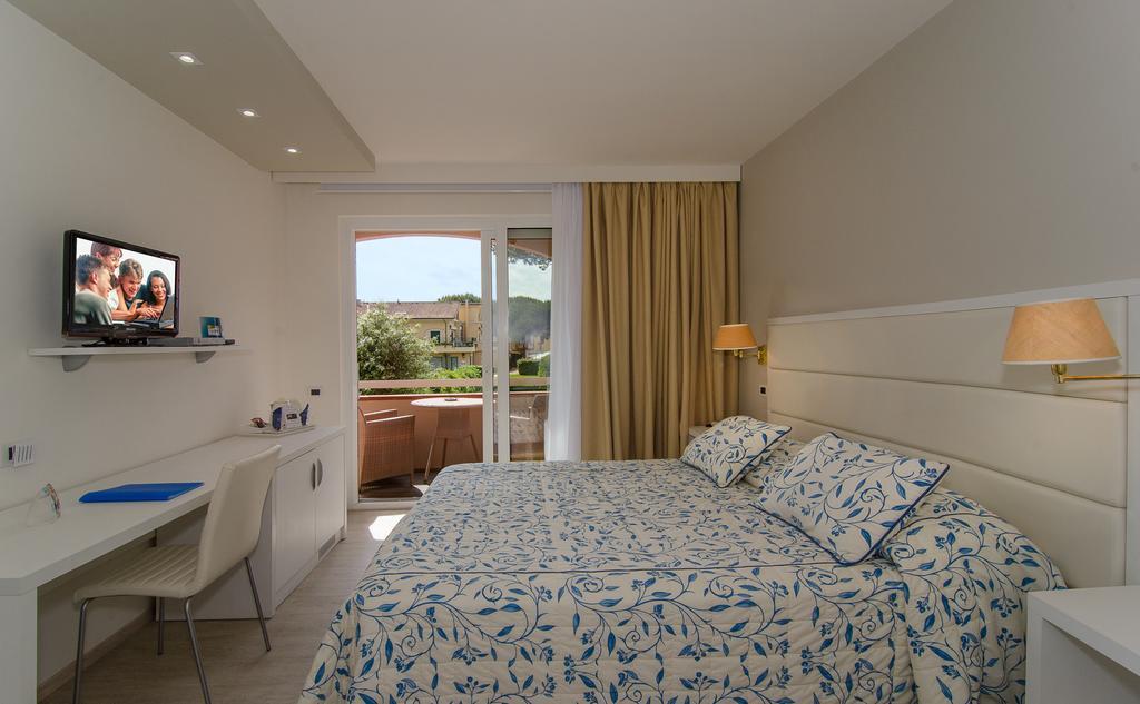 Hotel Eden Cinquale Ngoại thất bức ảnh